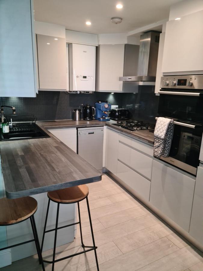2 Bed Home From Home Apartments Λονδίνο Εξωτερικό φωτογραφία